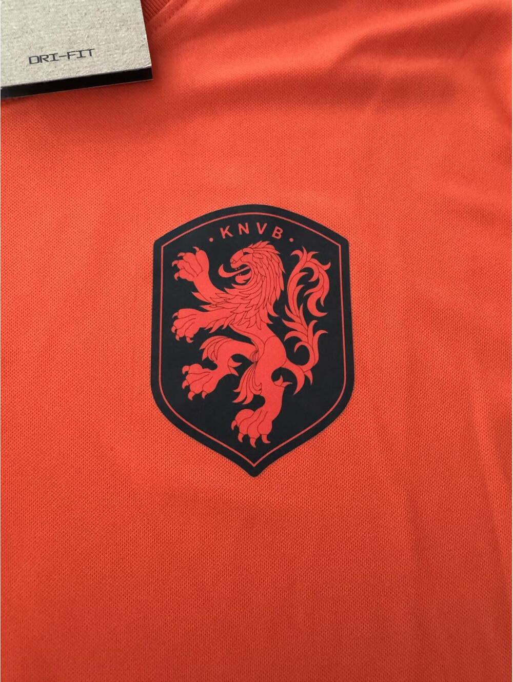 WOMEN SLIM FIT Virgil van Dijk #4 Nike Netherlands Jersey S - Picture 5 of 6